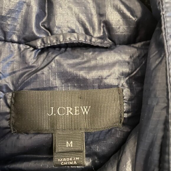 J.Crew Navy Blue Puffer Vest, Size Medium - Picture 4 of 6